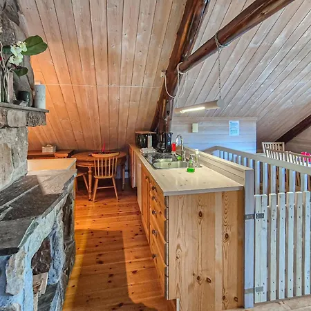Διαμέρισμα Amazing In With Sauna